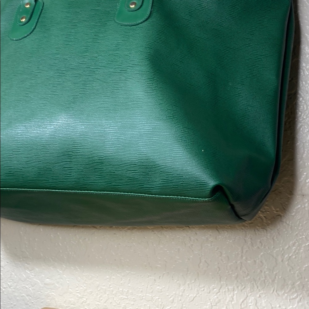 Christian Dior perfume vintage Green PVC Tote weekender bag, with Gold Accents - Picture 8 of 10